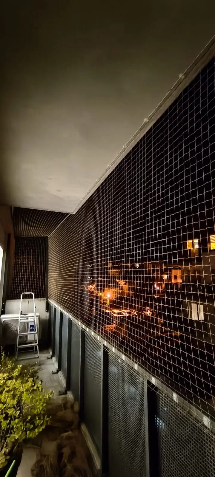 Realizacja siatki na balkonie